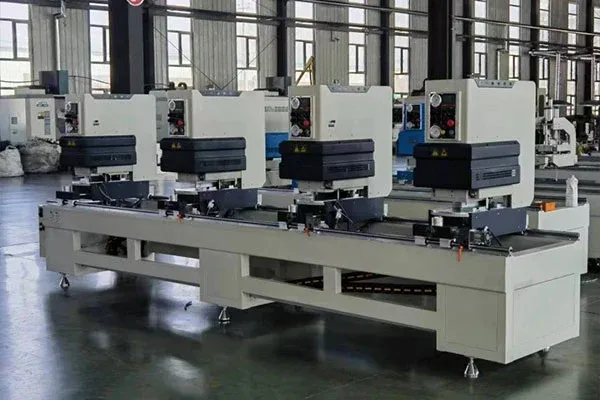 คู่มือปฏิบัติเกี่ยวกับการเลือกเครื่องเชื่อม PVC UPVC สำหรับกำลังการผลิตที่แตกต่างกัน